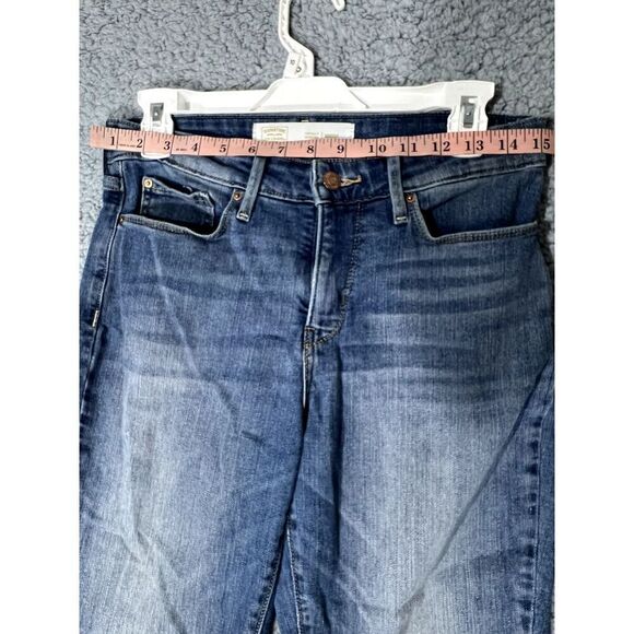 Signature Levi's Totally Shaping Womens Bootcut Medium Wash (28/30)  SEE MEASURE - Picture 3 of 7